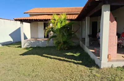Chácara / sítio com 3 quartos à venda na Zona Rural, Cajuru 