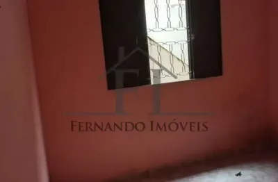 Opção para investidores: terreno com 2 casas à venda