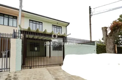 Casa com 3 quartos para alugar na Rua Francisco Guilherme Bahr, 540, Tingui, Curitiba