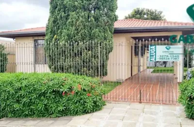 Casa com 3 quartos para alugar na Rua Reinoldo Scherner, 21, Uberaba, Curitiba