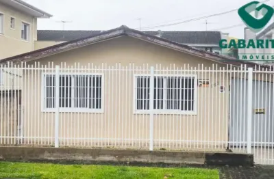 Casa com 3 quartos para alugar na Rua Frei Henrique de Coimbra, 962, Hauer, Curitiba