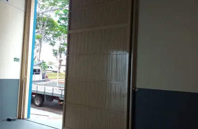 Excelente barração próximo a rodovia anhnaguera para venda ou locação.