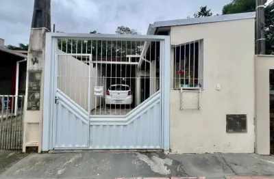 Casa com 2 quartos à venda na Rua Minho, Forquilhas, São José