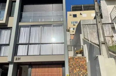 Venha ser donno dessa casa à 5 min do shopping beiramar
