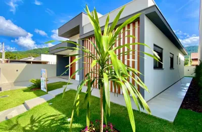 Casa com 3 quartos à venda na Rua Rute Cane Da Cruz Elias, Forquilhas, São José