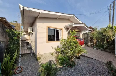 Casa com 2 quartos à venda na Rua Arcanjo Cândido da Silva, Praia de Fora, Palhoça