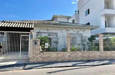 Casa com 4 quartos à venda na Rua José Leonidio Vieira, Passa Vinte, Palhoça