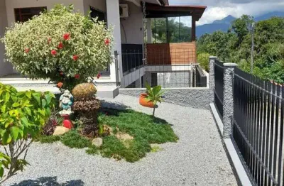 Casa com 3 quartos para alugar na Amaro Jose Ventura, Centro, Santo Amaro da Imperatriz