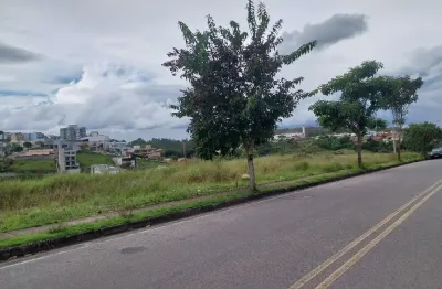 Terreno à venda na Rua Ernani José Nunes, 43, Ouro Verde, Conselheiro Lafaiete