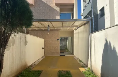 Sobrado geminado com 3 quartos sendo uma suite ,duas vagas a venda no comasa so 385 mil