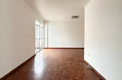 Oportunidade!!! aártamento bem localizado no bairro são mateus, perto de tudo!