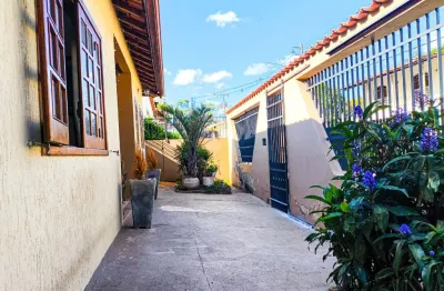 Uma casa admirável na melhor localização do vale do ipê. r$ 880.000,00