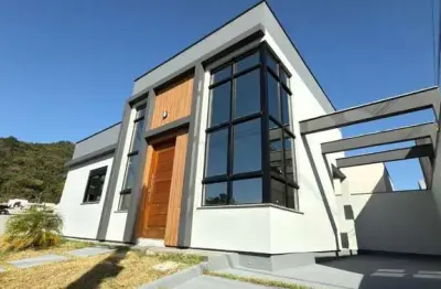 Casa com 3 quartos à venda na rua leoni pamplona, 241, bela vista, palhoça por r$ 695.000