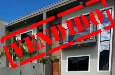 Casa com 3 quartos à venda na avenida valdemar schmidt, 91, forquilhas, são josé por r$ 480.000