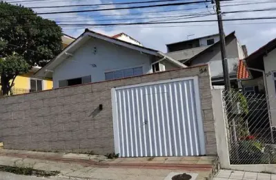 Casa com 3 quartos à venda na albino rocha, 8877, bela vista, são josé por r$ 650.000