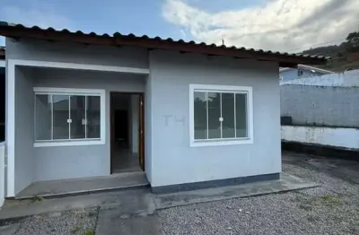 Casa com 3 quartos à venda na rua leoni pamplona, 5561, bela vista, palhoça por r$ 465.000