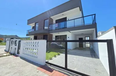 Casa com 3 quartos à venda na travessa judith maria maciel, 922, forquilhas, são josé por r$ 739.000