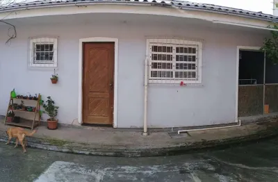 Casa com 2 quartos à venda na rua paulino clasen, 2339, serraria, são josé por r$ 570.000