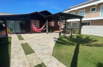 Casa com 3 quartos à venda na rua paulo manoel dos santos, 098, enseada de brito, palhoça por r$ 957.000