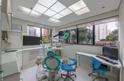 Conjunto Comercial para Venda em São Paulo, Campo Belo, 1 banheiro, 1 vaga