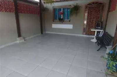 Casa geminada 02 dormitórios, 01 suíte - praia grande
