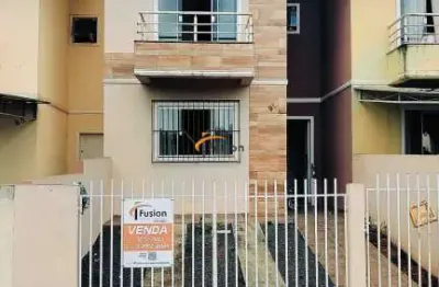 Sobrado geminado em parque limeira área vi, telêmaco borba/pr