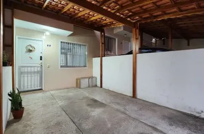 Casa em condomínio fechado com 2 quartos à venda na rua havórtia, 80, jardim das camélias, são paulo por r$ 335.000
