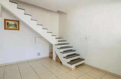 Casa com 3 quartos à venda na Rua Antônio Dias Pereira, 63, Vila Dalva, São Paulo