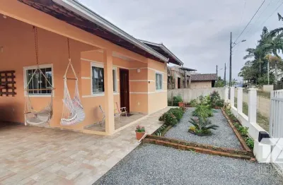 Casa com 3 quartos à venda na Rua Almerinda Alves Ledoux, 108, Vila da Glória, São Francisco do Sul