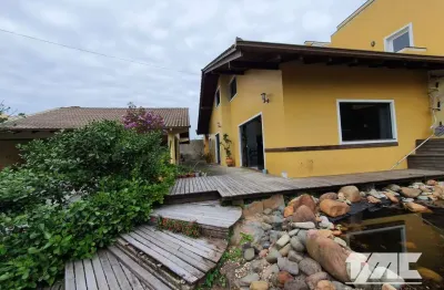 Casa com 3 quartos à venda na Rua Kampala, 301, Ubatuba, São Francisco do Sul