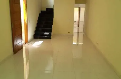 Casa com 3 quartos à venda na Rua Hélio Arrelaro, 294, Jardim Santa Bárbara, Guarulhos