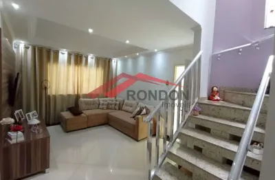 Sobrado à venda no jardim leda com 3 dormitórios sendo 1 suíte e sacada. 4 vagas de garagem.