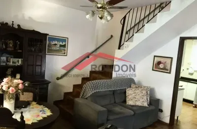Sobrado à venda no bom clima - 161,00 ms² - 3 dormitórios - 1 suítes - sala - cozinha - lavanderia - 2 vagas.
