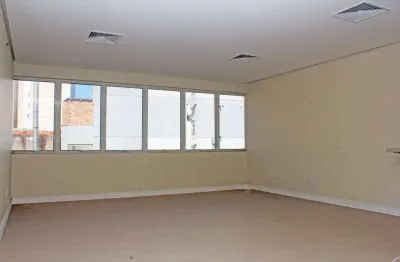 Sala comercial para alugar na Rua Washington Luiz, 1010, Centro Histórico, Porto Alegre