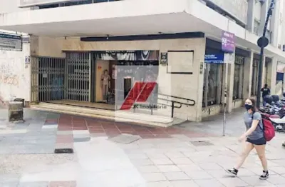 Loja de esquina com 304m² - centro histórico - porto alegre/rs