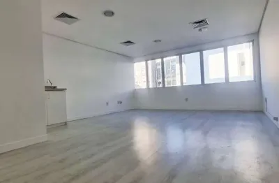 Sala comercial para alugar na Rua Washington Luiz, 1010, Centro Histórico, Porto Alegre