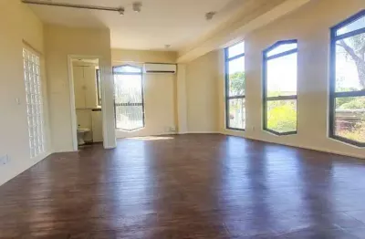 Sala comercial para alugar na Alameda Coelho Neto, 40, Boa Vista, Porto Alegre