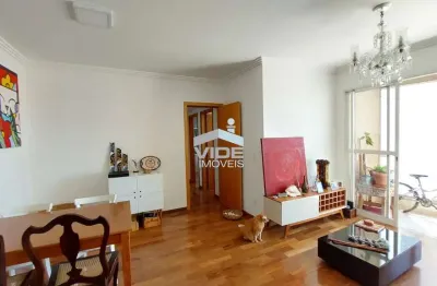 Apartamento atualizado vendo em campinas, no bairro taquaral com três dormitórios.