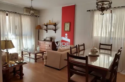 Vendo excelente apartamento com três quartos sendo um suíte com duas vagas cobertas