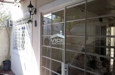 Vendo casa em campinas no bairro cambuí  em excelente localização com um dormitório.
