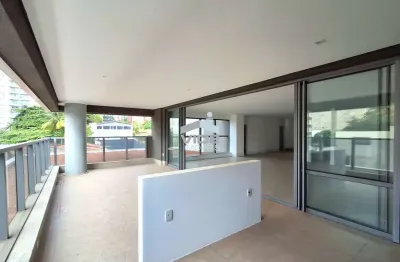 Apartamento de luxo no Cambuí: 4 quartos, 4 suítes, 3 salas, 6 banheiros, 4 vagas de garagem, 316m² - Campinas-SP.