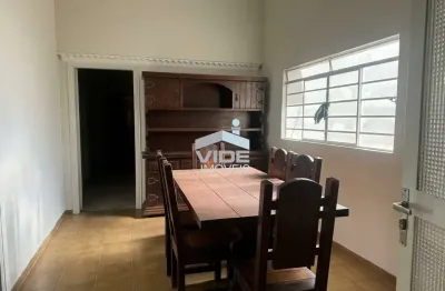 Casa à venda na Rua Uruguaiana, 123, Bosque, Campinas