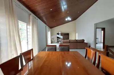 Casa para venda no loteamento são martinho | 3 quartos | 1 suíte | escritório | 4 garagens.