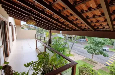 Casa térrea em Condomínio, Sousas, Campinas-SP: 2 Quartos, 2 Suítes, 3 Salas, 2 Banheiros, 4 Vagas - 219,18 m²