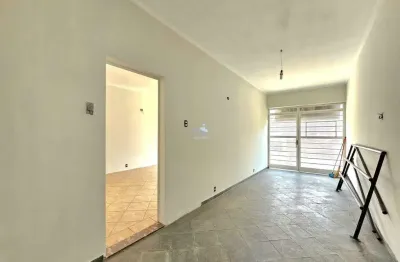 Casa comercial com 1 sala para alugar na Rua Antônio Lapa, 5000, Cambuí, Campinas