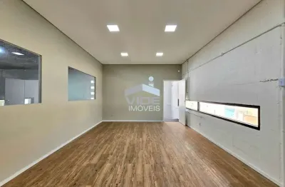 Salão comercial reformado para locação no cambuí, campinas | 311, 75m² construídos, 3 banheiros e mezanino