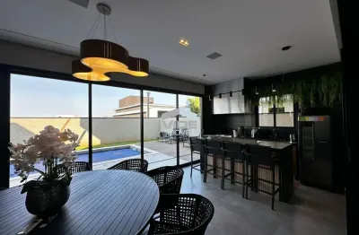 Casa com 3 quartos para alugar na Rua Maria Meschini Giovanini, 2000, Loteamento Residencial Arborais, Campinas