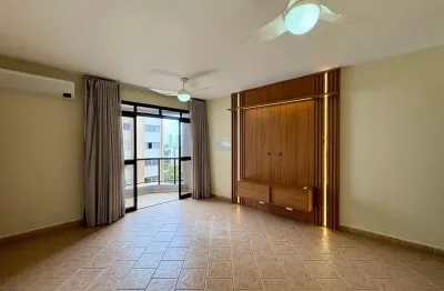 Apartamento com 3 quartos para alugar na Rua Doutor Carlos Guimarães, 753, Cambuí, Campinas