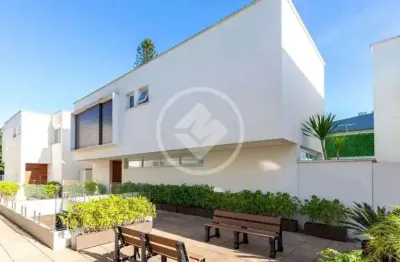 Casa em condomínio fechado com 4 quartos à venda na Rua Professor Henrique Neves Lefevre, 372, Jardim Petrópolis, São Paulo