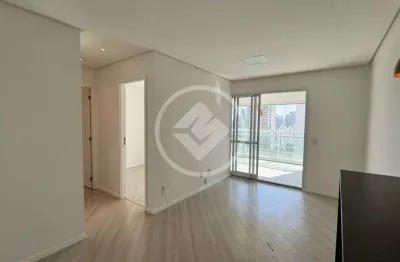 Alugo apartamento, semi mobiliado, 2 dormitórios, 1 suíte, 2 vagas de garagem com depósito, lazer co